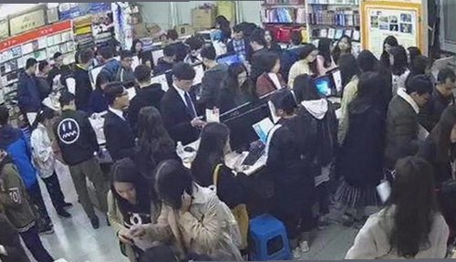 探索人物变化：从www91终极手册看娱乐圈的最新动态