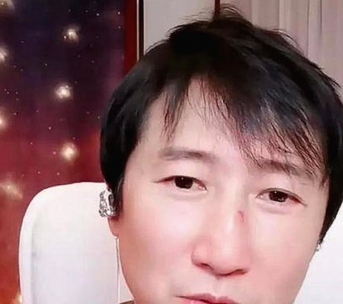 揭秘娱乐圈背后秘密：51黑料与免费版带来的反差体验