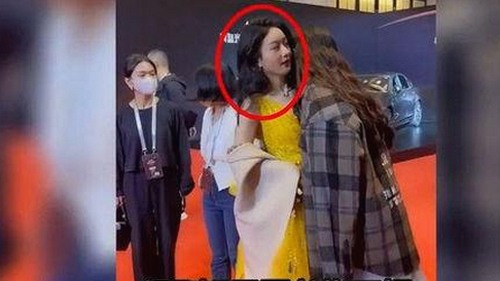 男的🈚放丄到女的官方版下载：最新版本现已上线，涵盖多样化内容