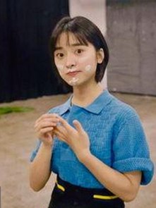 明星穿搭新趋势：露脚踝白鞋白袜露脚踝白鞋白袜最新版带来时尚新体验