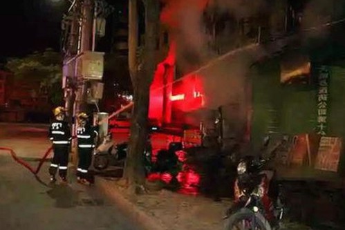 高清🈚码🔞❌♋免91官方版：探索最新成人内容与官方资源的差异