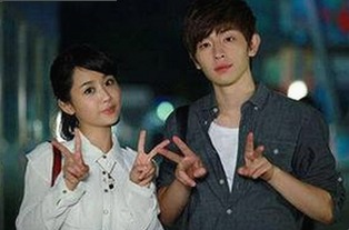 最新体验揭秘：18+触摸互动游戏+黄油苹果官方版引领潮流