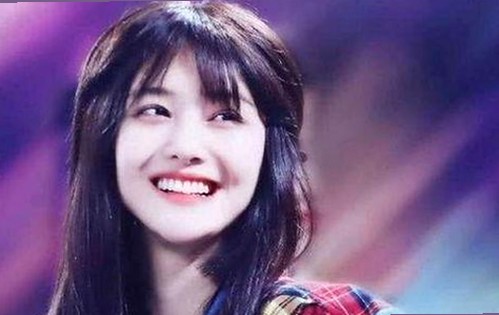 最新动态：啪啪视频官方版下载引领潮流，畅享精彩内容