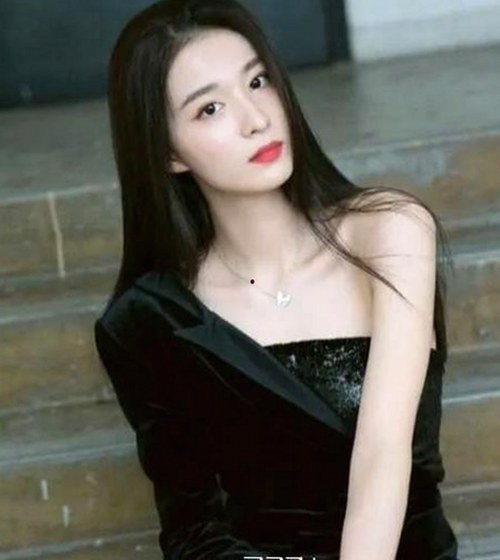 揭秘娱乐圈趣事：如何安全获取日批视频官方版正版下载