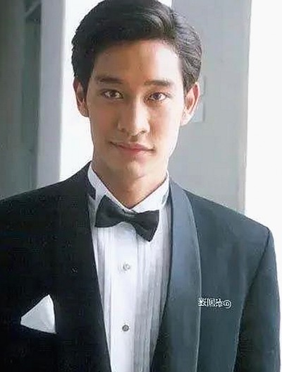 全面解析：91 一起草wwwcom91官方版下载的最新动态与资源汇总