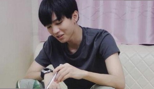 揭秘看片官方免费版：在线看影片的安全新选择