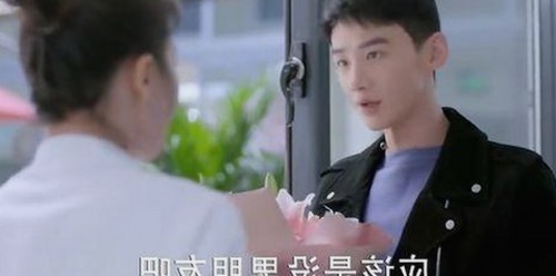 从现实到虚拟：小🐔🐔伸进🈲🔞🔞A免费版的现状与背景解读