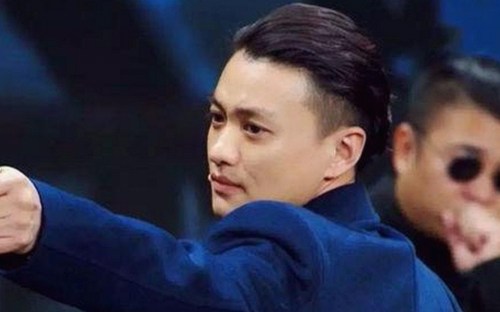 人物聚焦：绥化市男子的坚持与变化——男的🈚放丄到女的官方版