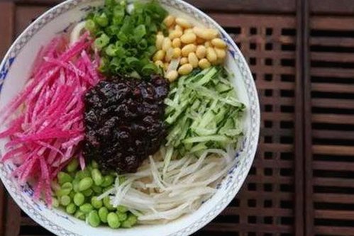 从北京到全国：小🐔🐔伸进🈲🔞🔞官方版背后的人物变迁