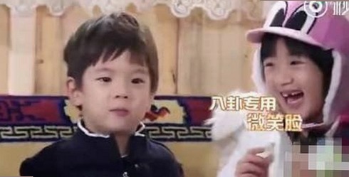 小巧🐥伸女生🍑🍑里姿势官方版：全面解析最新体验