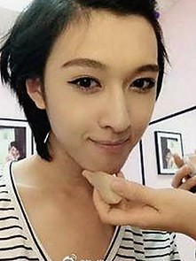 18+触摸互动游戏+黄油苹果官方版下载：引领潮流的创新体验